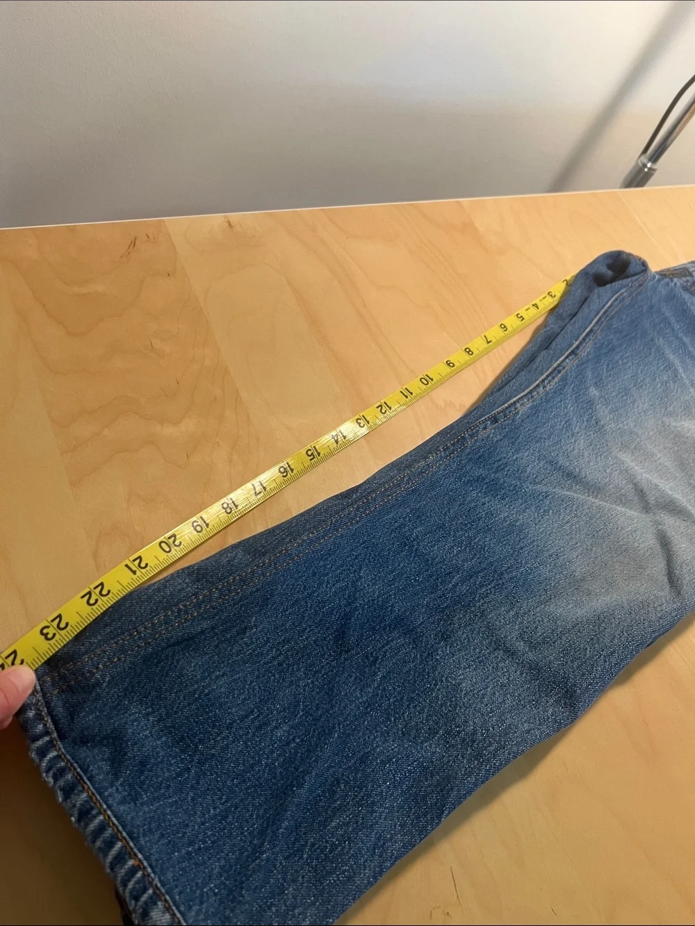 Re/Done Distressed Levi’s Jeans